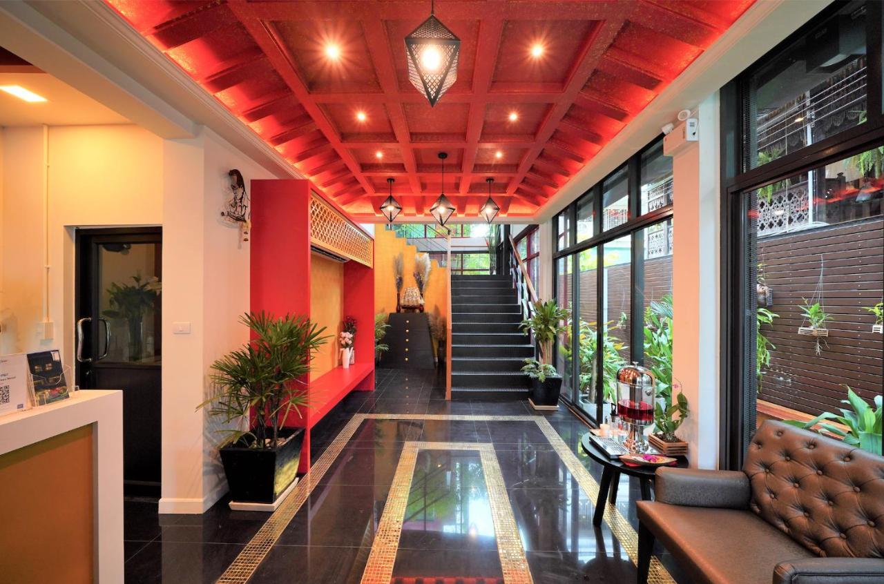Red Door Heritage Hotel Банкок Екстериор снимка