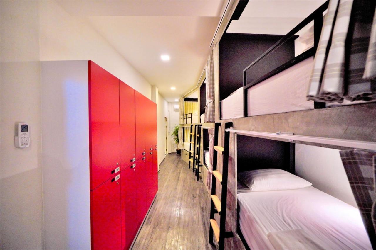 Red Door Heritage Hotel Банкок Екстериор снимка
